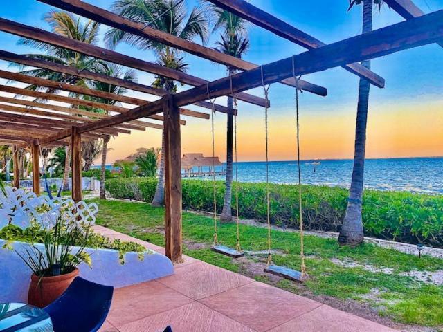 Punta Me Beach Suites แคนคูน ภายนอก รูปภาพ